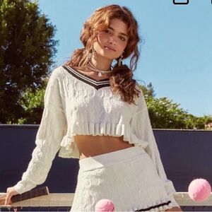 Cider - Knit V-Neck Badge Graphic Ruffle Trim Contrasting Binding Crop Long